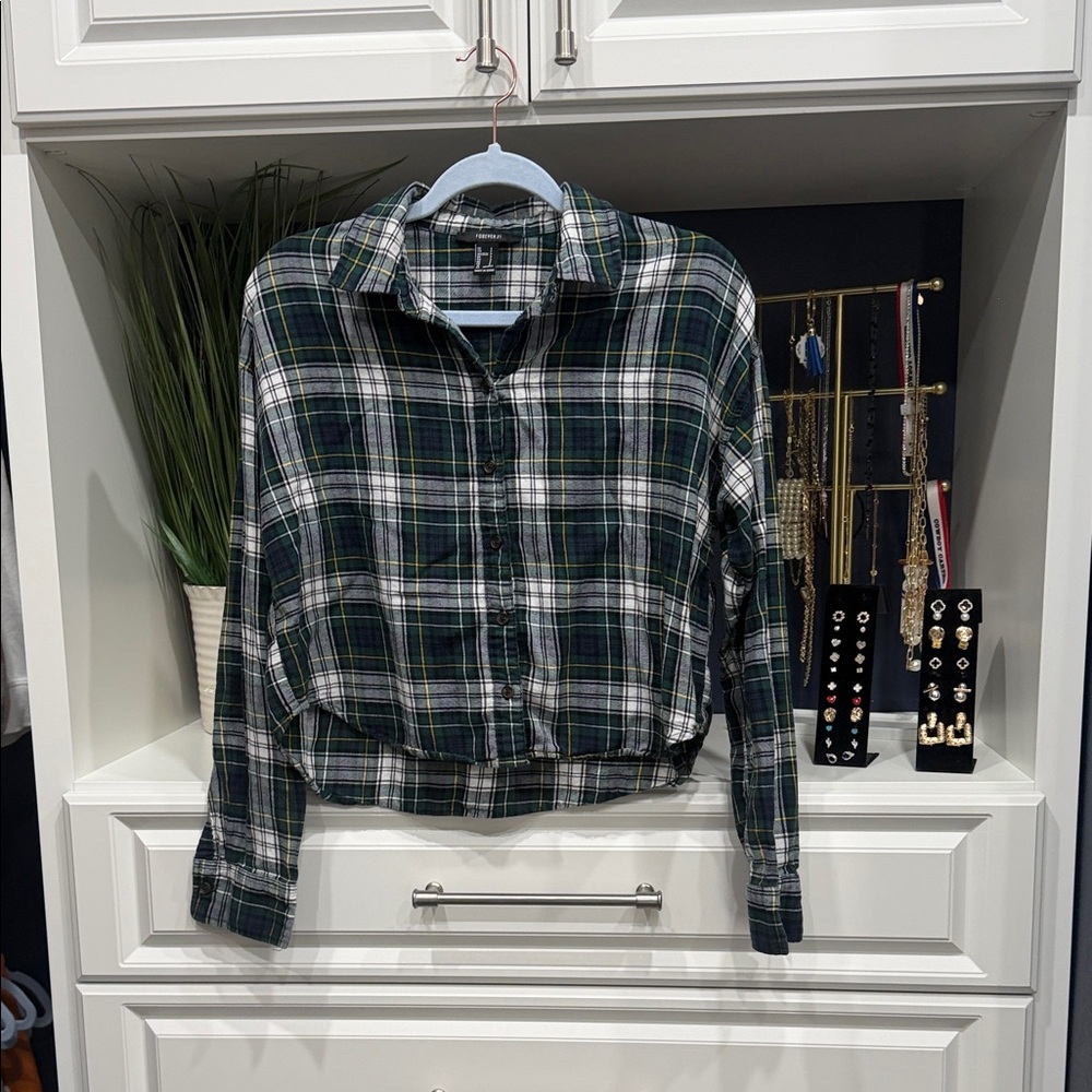 Forever 21 Green Plaid Shirt crop
